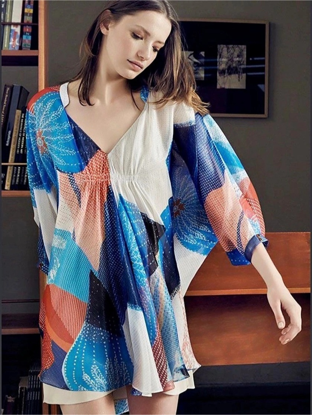 Diane von Furstenberg Geometric Tunic in Blue & Red Size 4 Like New